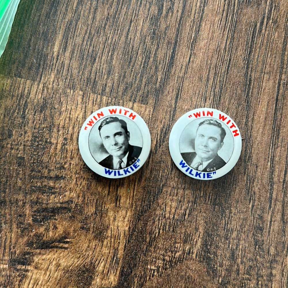 Win With Wilkie Campaign Buttons